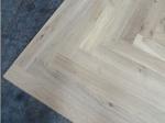 unfinished & prefinished Fishbone/herringbone French Oak Engineered wood