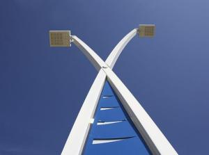 China Curved 30ft Steel Street Light Pole Manufacturers 9 Meter 10m 12m Landscape Public Venues wholesale