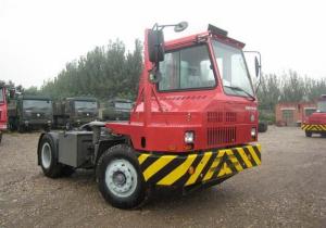 China 371 hp Prime Mover Truck For Container Traction In Low Speed Port wholesale