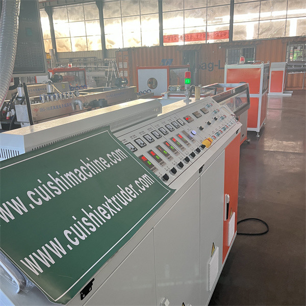 Corrugated Pipe Machine Pe Pipe Production Line With Single Screw Extruder