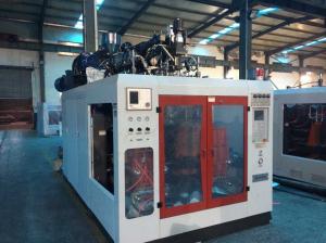 China 4 Layer Twin Station extrusion blow molding machine for chemical bottle pesticide bottle wholesale