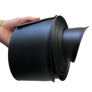 China Flooring Accessories Anti-scratch Waterproof Flexible Vinyl Wall Baseboard Cove Base wholesale