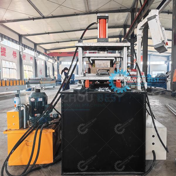 Steel Thickness 0.8mm Difference Embossing Shutter Rolling Door Profile Roll Forming Machine