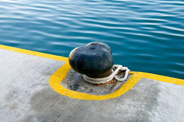 Mooring Bollard 150T Cast Steel Docking Accessories Wharf Pier Bollard
