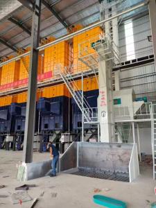 China Leabon Vertical Grain Drying Machine Grain Corn Tower Dryer Machine Rice Tower Dryer wholesale