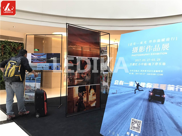 Coal Black Photography Exhibition Aluminum Square Truss For Indoor Events