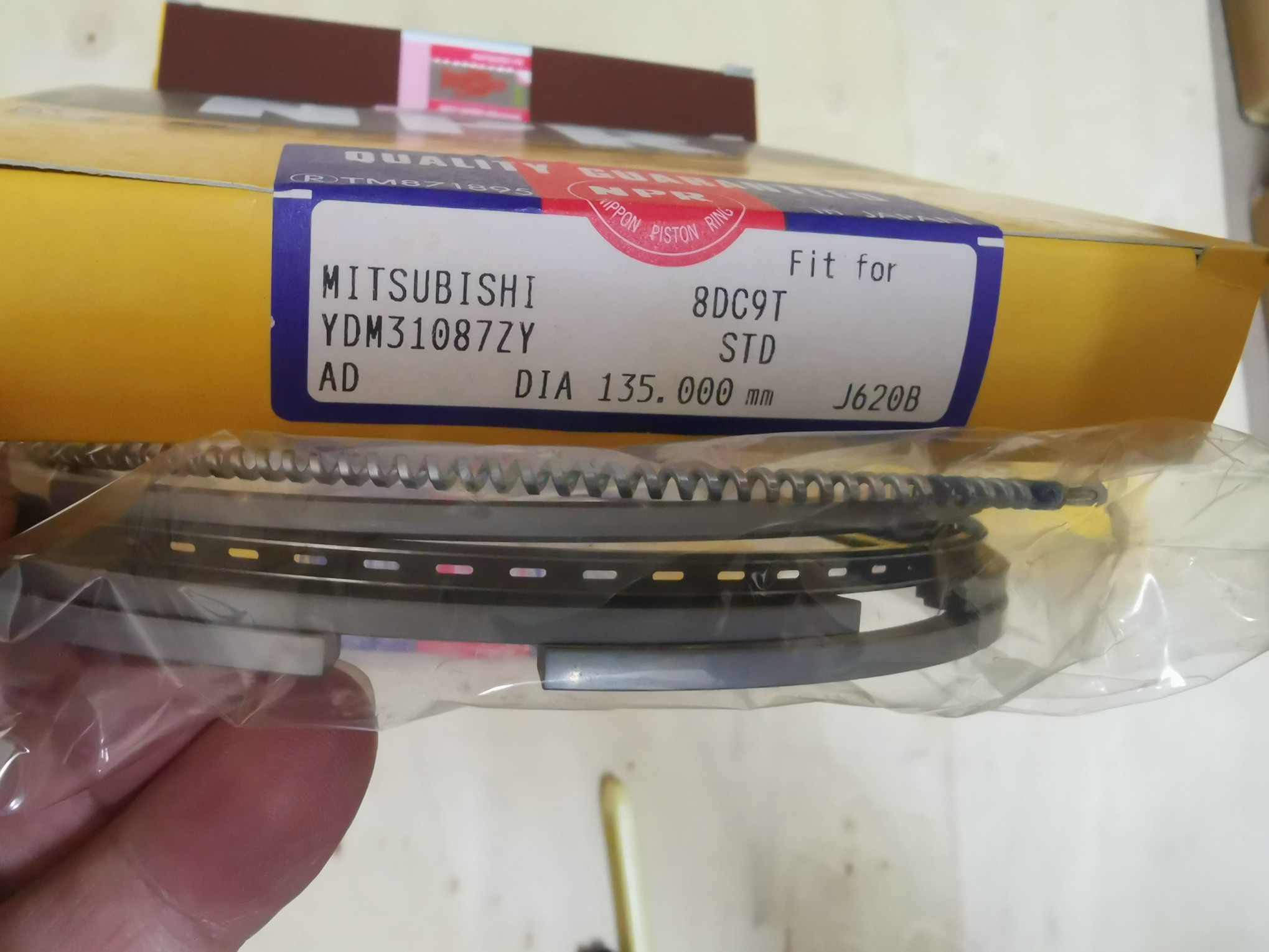 8DC9T NPR Piston Rings ME090578 For Mitsubishi Engine Parts
