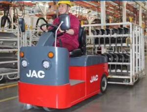 China Industrial Electric Tow Tractor Compact Structure 3000 Kg Loading Capacity wholesale