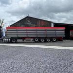 Three Axle 50 Ton Van / Box / Side Wall Truck Semi Trailer For Cargo Transport