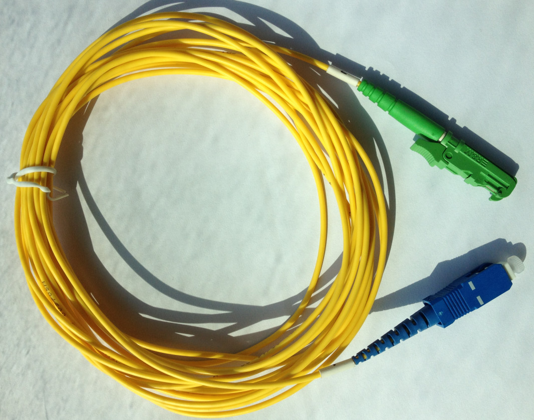 e2000 Simplex Single mode G652D G657A e2k fiber patch cables Fiber Jumper fiber patch cord e2000