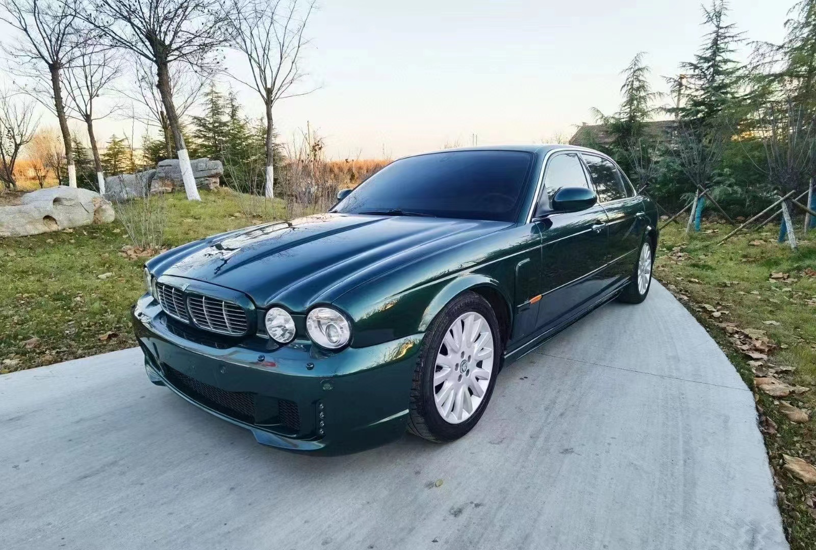 For Jaguar XJ8 XJ6 Body Kit XJ6 XJ8 Upgraded Wald-style Front and Rear Bumper Spoiler Body Kit