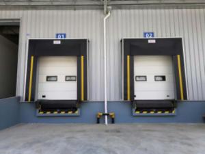 China Hydraulic Dock Leveler with Anti Slip Surface Perfect for Loading Bay Safety wholesale