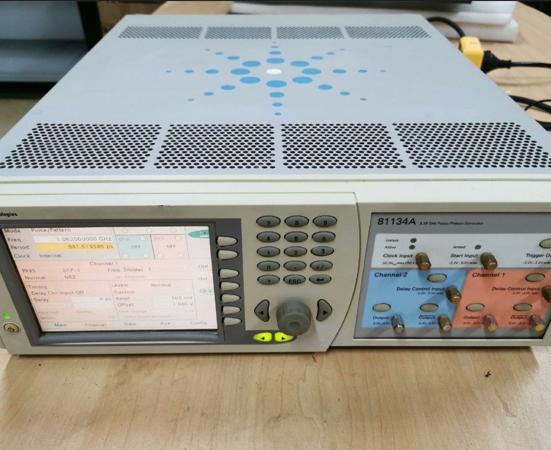 Keysight 81134A Pulse Pattern Generator 3.35 GHz Dual-Channel Signal Generator