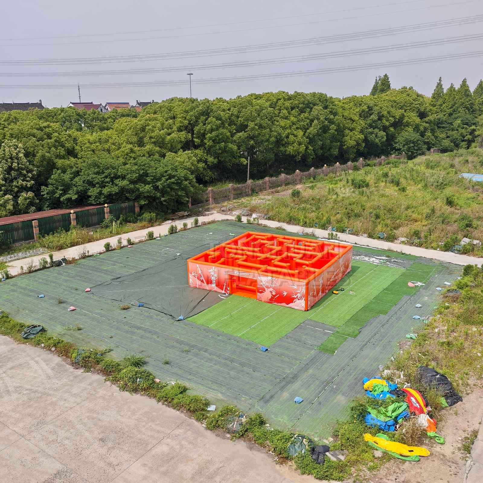 Commercial Red Inflatable Maze with High Walls Multiple Routes and Custom Printed Panels for Events Team Games and Amusement Parks