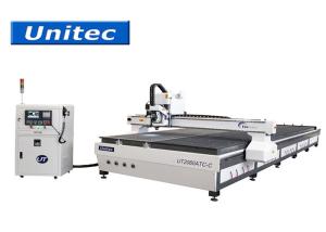 China Servo Motor Automatic ATC CNC Router Machine For Wood Furniture wholesale