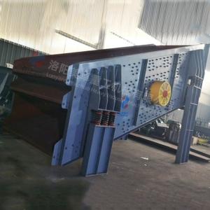 China 6000*2400mm Circular Vibrating Screen Uniaxia Chemical Resistant Professional wholesale