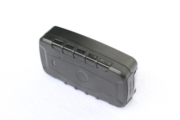 Free Installation Magnetic auto gps tracking device Large Rechargeable Battery