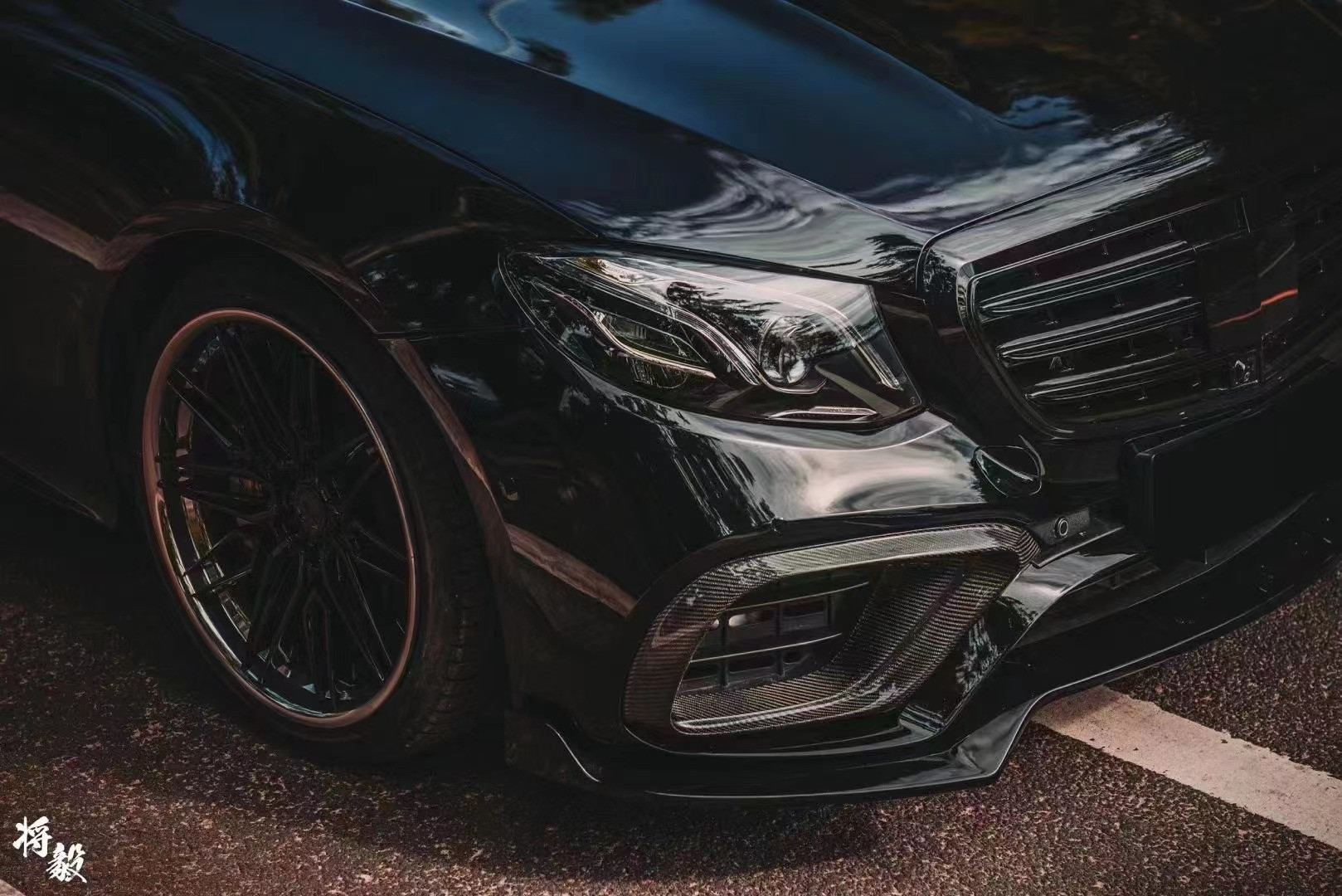 Auto PartFor Mercedes E-Class W238 E300 E63 Body Kit W238 Coupe Upgrades Bras-style Front Scoop Diffuser Spoiler Body Kit