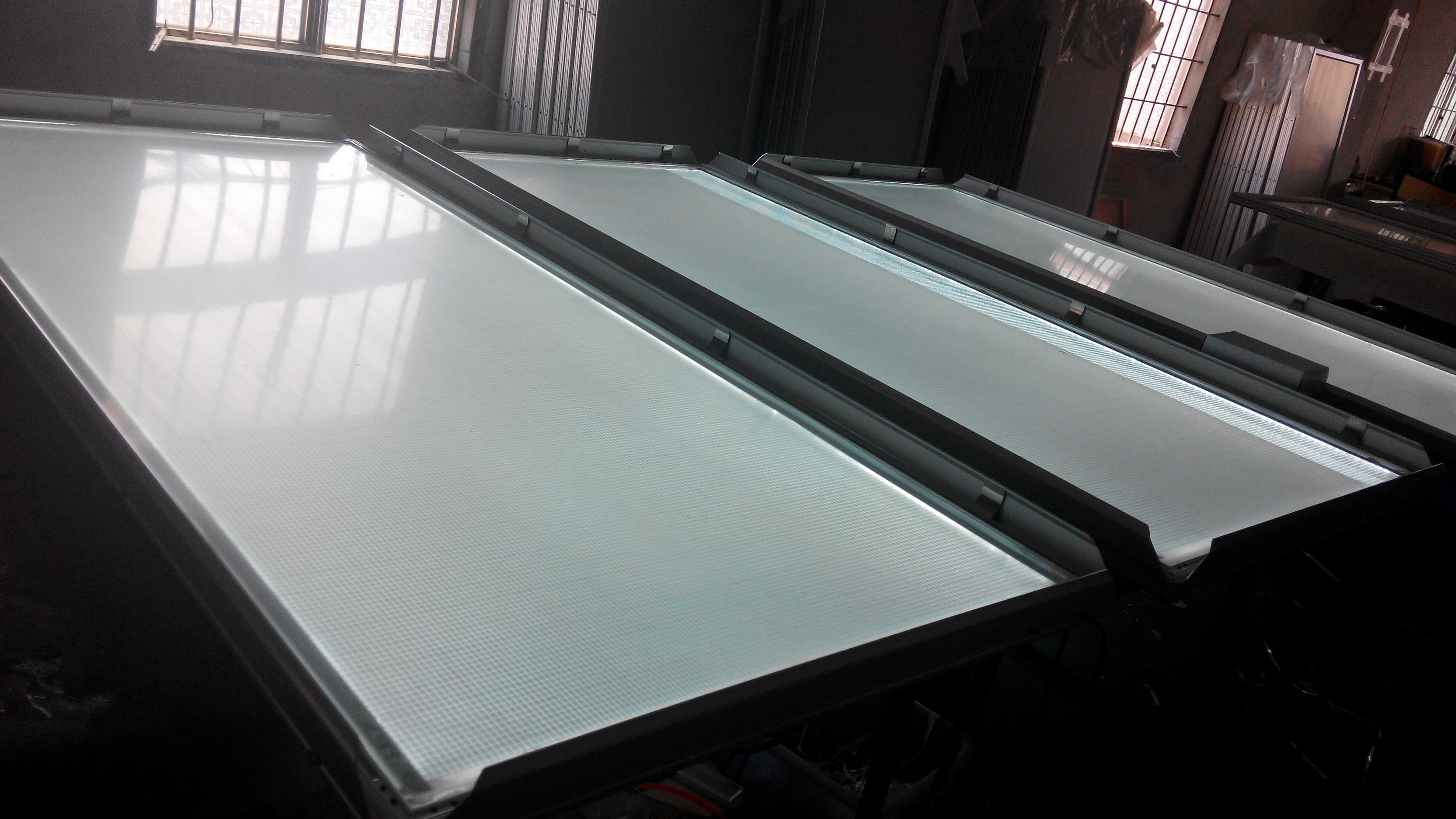 Indoor Floor Stand ODM Aluminum LED Slim Light Box With Wheels