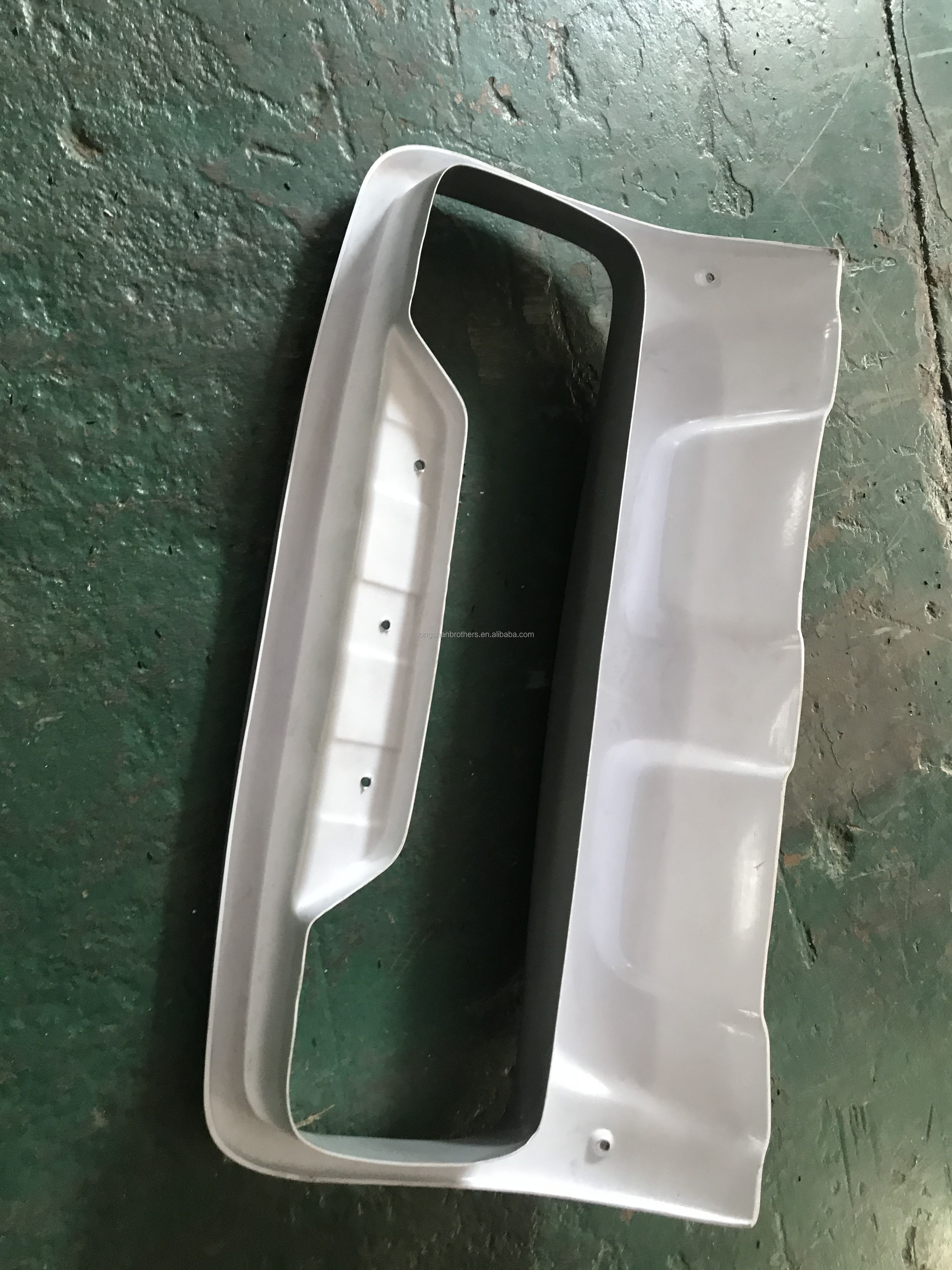 Customized Logo Acceptable Auto Accessories Bumpers Vacuum Forming Service with Mould Plastic Modling Type