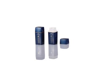 China 30ml Squarelogo Personalized Plastic Airless Bottle Airless Cosmetic Bottle For Bodycare wholesale