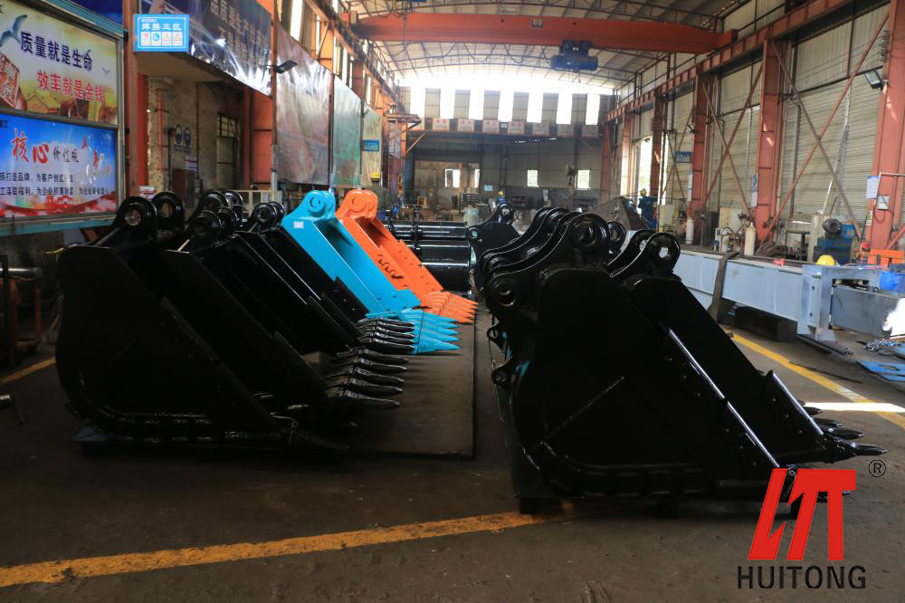 Komatsu PC210 Q355B Heavy Duty Excavator Bucket