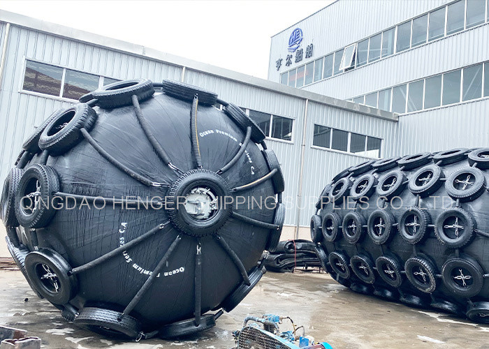 Customized Marine Pneumatic Rubber Fenders With CCS ABS BV LR KR Certificates