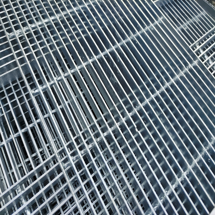 1000x1000mm Serrated Steel Bar Grating Galvanized Sandwich Grating Anti Acid