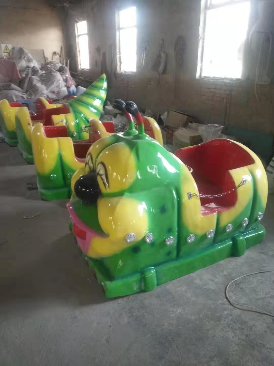 4 - 7km/H Speed Mini Roller Coaster 380v 8.8kw Rated Power 1.4m * 90cm Trolley Size