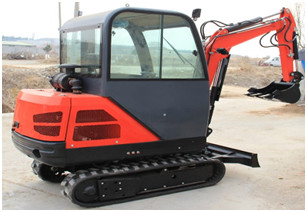 LGMC 3365kg Small Earth Moving Machines For Agricultural Construction
