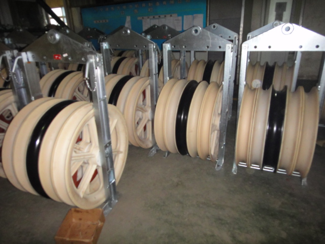 Four Bundled Conductors Stringing Rope Drive Pulley Side Sheave Aluminum Lined With Neoprene
