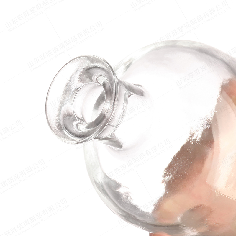 Transparent Super Flint Glass Bottle with Cap Cover 700ml 750ml Custom Size Accepted
