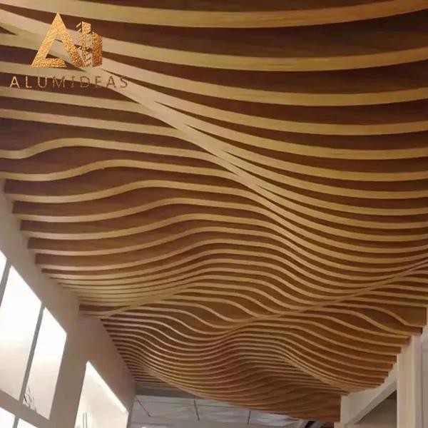 Metal interior linear ceiling