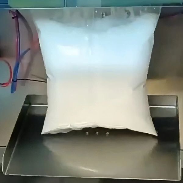 3.5kw Automatic Liquid Packing Machine Heavy Duty Liquid Filling Packing Machine QNLP-BS420