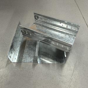 China Wall Mounted Cable Tray With Silver Finish Manufacture For Electrical Wiring wholesale