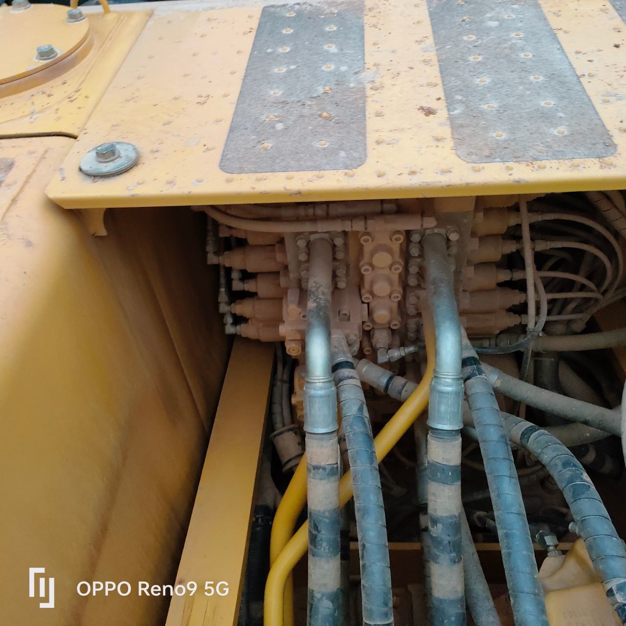 Second Hand Pc200-8 Komatsu 20 Ton Crawler Excavator Used komatsu pc200 Excavator