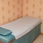 PP Nonwoven Fabric for Making Hospital Salon Spa Disposable Bed Sheet or