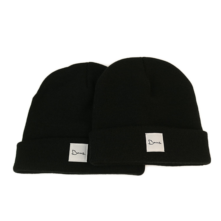 Hot sale unisex warm customize woven label colors material winter knitted hats caps as yor requirement