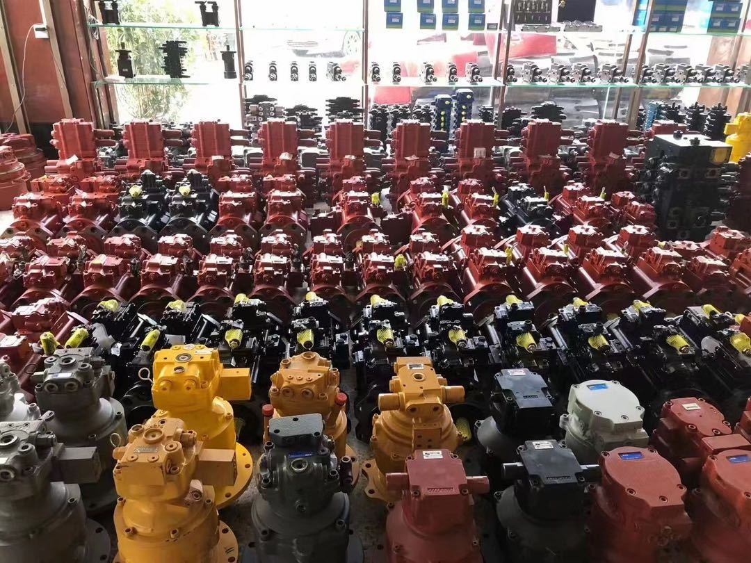 6271-71-1110 Diesel Fuel Injection Pump Fuel Pump Excavator Engine Parts for PC135-10 PC130 PC130-7 PC130-8