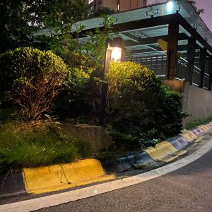 China Garden Solar Pathway Bollard Light 100 Lumens Vintage Decorative wholesale