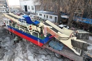 China 600mm Hydraulic Aquatic Weed Harvesting Machine Powered By Diesel Engine For Shallow Waters wholesale