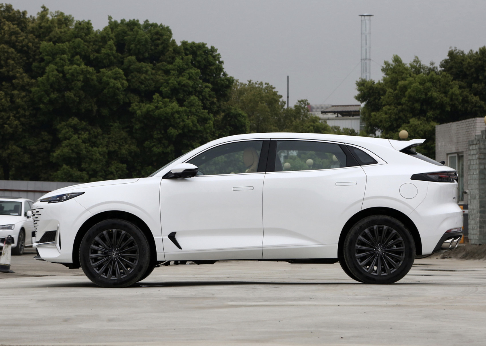 Changan UNI-K EV 2022 Lanjing IDD 130Km 1.5T Honourable Version Turbo Charged SUV