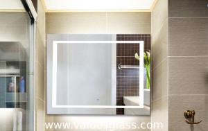 China Smart LED Illuminated Wall Mirrors For Bathroom Low Energy Consumption on sale