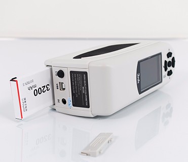 NH300 Portable Spectrophotometer Colorimeter Plastic Particle Laboratory Colour Measure Instrument