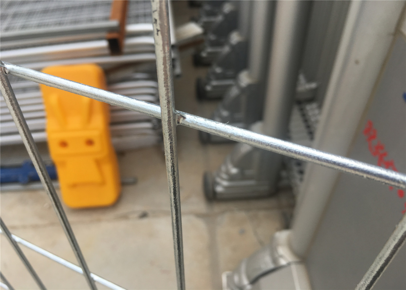 Heavy Duty Construction HDG Temporary Fence For Pool Portable Camping Fence