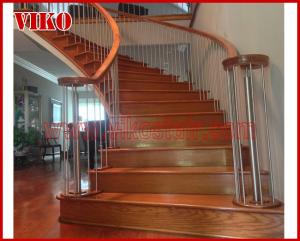 China Wrought Iron Staircase VK87S Wrought Iron Handrail Tread Beech ,Railing tempered glass, Handrail b eech Stringer,carbon wholesale