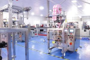 China Small Herbal Tea Packaging Machine 3 Sides Screw Powder Back Sealing wholesale