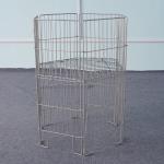Fold Up Retail Display Baskets Wire Basket Bin For Promote Goods