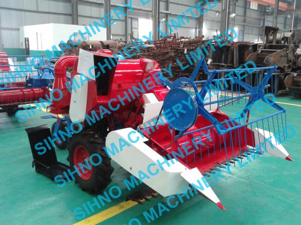 Quality mini paddy combine harvester with Tyre wheel for sale