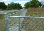 Galvanised and PVC Coated Chain Link Fence Prices For Wholesale， rust-resistant